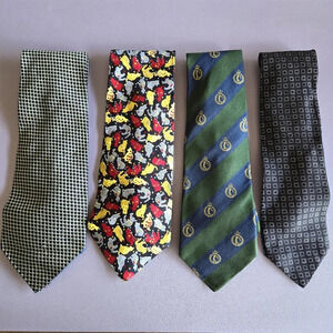 Bundle of 4 Vintage‎ 100% Silk Men's Tie Italian and Angentinian Preppy Classic